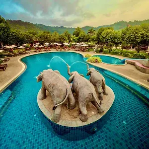 Happy Lagoon Resort