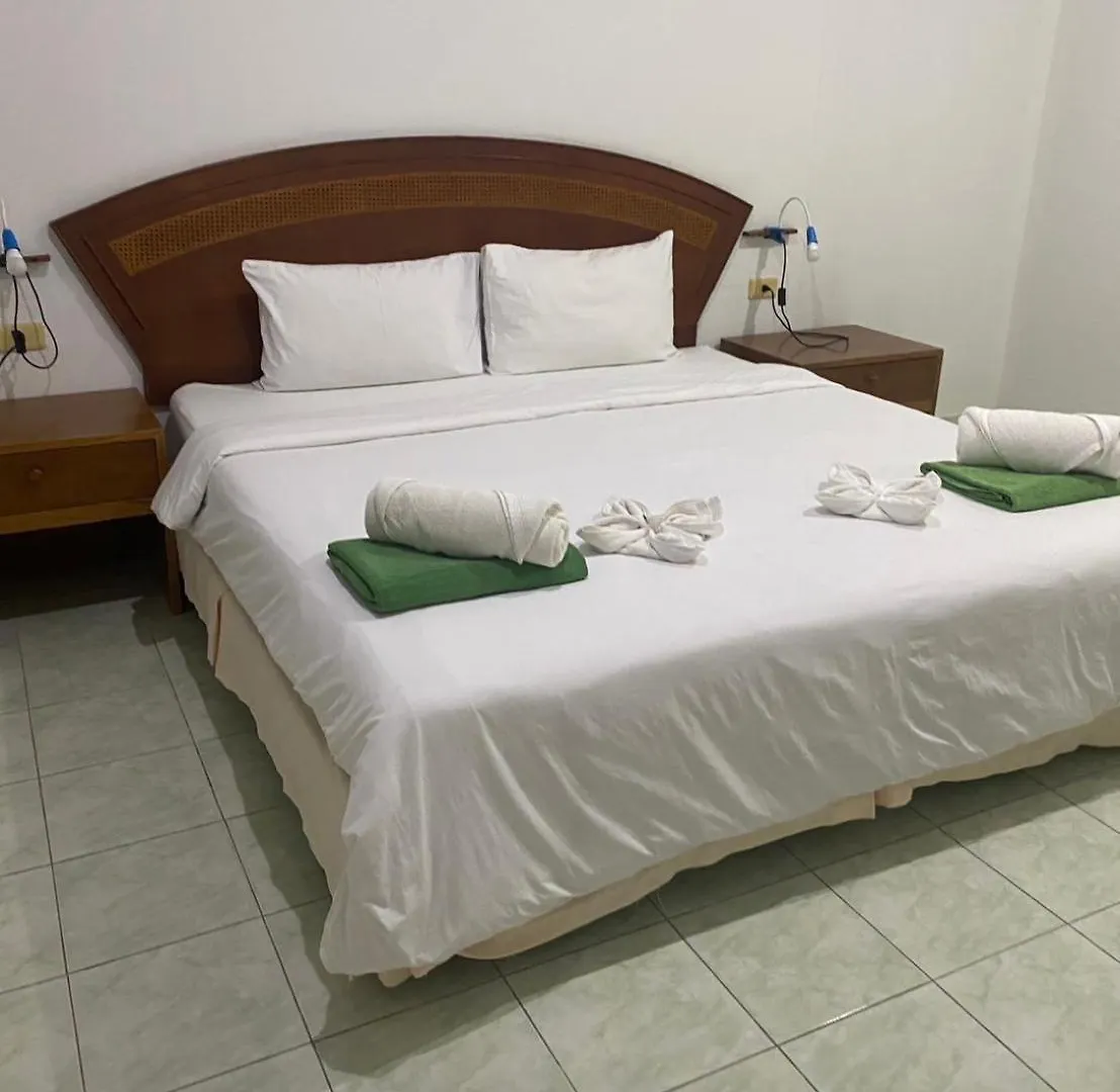 Cousin Resort Khaulak Szálloda